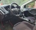 Красный Форд Фокус, объемом двигателя 2 л и пробегом 87 тыс. км за 13000 $, фото 4 на Automoto.ua