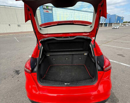 Червоний Форд Фокус, об'ємом двигуна 2 л та пробігом 202 тис. км за 8700 $, фото 7 на Automoto.ua