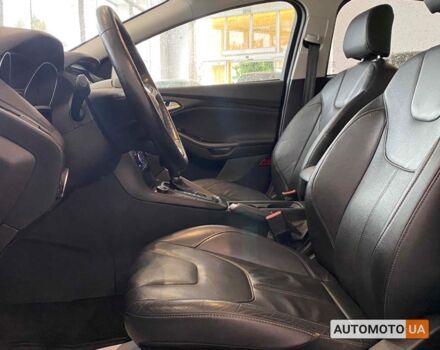 Красный Форд Фокус, объемом двигателя 2 л и пробегом 201 тыс. км за 7800 $, фото 10 на Automoto.ua