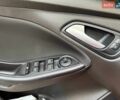 Червоний Форд Фокус, об'ємом двигуна 2 л та пробігом 124 тис. км за 9000 $, фото 26 на Automoto.ua