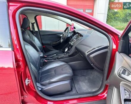 Красный Форд Фокус, объемом двигателя 2 л и пробегом 214 тыс. км за 8800 $, фото 20 на Automoto.ua