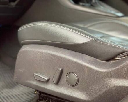 Червоний Форд Фокус, об'ємом двигуна 2 л та пробігом 120 тис. км за 8000 $, фото 2 на Automoto.ua