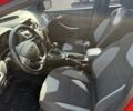 Червоний Форд Фокус, об'ємом двигуна 2 л та пробігом 83 тис. км за 12900 $, фото 5 на Automoto.ua