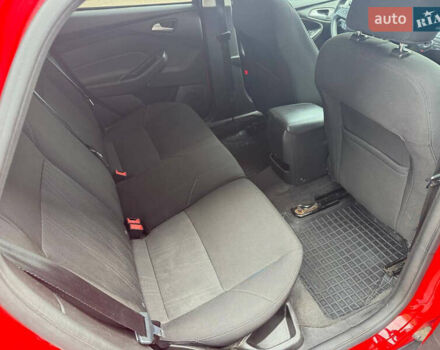 Красный Форд Фокус, объемом двигателя 2 л и пробегом 220 тыс. км за 7500 $, фото 21 на Automoto.ua