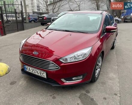 Красный Форд Фокус, объемом двигателя 2 л и пробегом 115 тыс. км за 11950 $, фото 6 на Automoto.ua