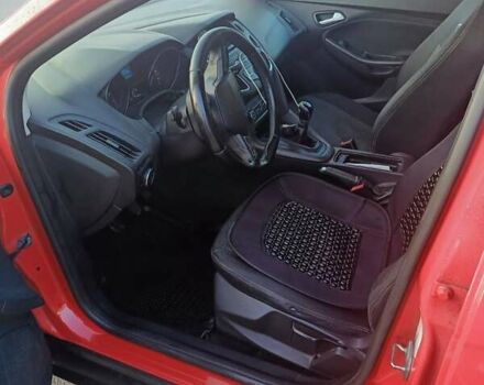 Червоний Форд Фокус, об'ємом двигуна 1.6 л та пробігом 152 тис. км за 8500 $, фото 4 на Automoto.ua