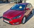 Красный Форд Фокус, объемом двигателя 2 л и пробегом 81 тыс. км за 8900 $, фото 2 на Automoto.ua