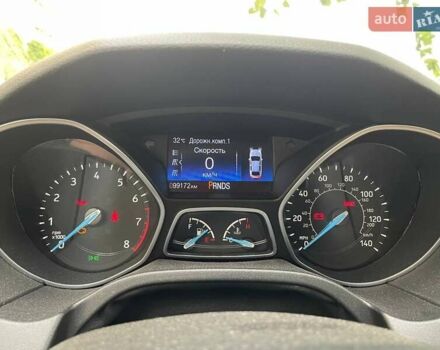 Красный Форд Фокус, объемом двигателя 2 л и пробегом 115 тыс. км за 11950 $, фото 12 на Automoto.ua