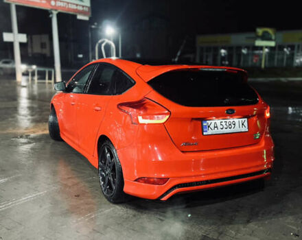 Красный Форд Фокус, объемом двигателя 1 л и пробегом 114 тыс. км за 7400 $, фото 7 на Automoto.ua