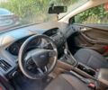 Червоний Форд Фокус, об'ємом двигуна 2 л та пробігом 124 тис. км за 8700 $, фото 6 на Automoto.ua