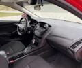 Красный Форд Фокус, объемом двигателя 2 л и пробегом 114 тыс. км за 9100 $, фото 6 на Automoto.ua
