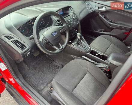 Червоний Форд Фокус, об'ємом двигуна 2 л та пробігом 220 тис. км за 7950 $, фото 13 на Automoto.ua