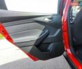 Красный Форд Фокус, объемом двигателя 2 л и пробегом 145 тыс. км за 8700 $, фото 63 на Automoto.ua