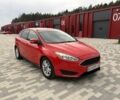 Красный Форд Фокус, объемом двигателя 2 л и пробегом 114 тыс. км за 9100 $, фото 1 на Automoto.ua