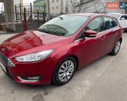 Красный Форд Фокус, объемом двигателя 2 л и пробегом 115 тыс. км за 11950 $, фото 5 на Automoto.ua