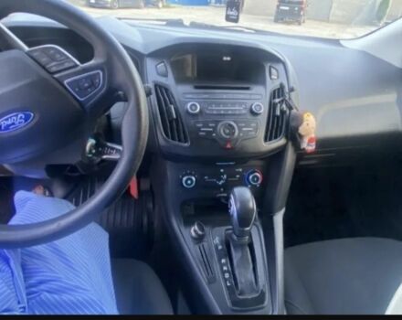 Красный Форд Фокус, объемом двигателя 2 л и пробегом 155 тыс. км за 6500 $, фото 4 на Automoto.ua