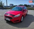 Червоний Форд Фокус, об'ємом двигуна 2 л та пробігом 149 тис. км за 7777 $, фото 2 на Automoto.ua