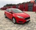 Червоний Форд Фокус, об'ємом двигуна 2 л та пробігом 114 тис. км за 9250 $, фото 1 на Automoto.ua