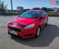Красный Форд Фокус, объемом двигателя 2 л и пробегом 145 тыс. км за 8700 $, фото 1 на Automoto.ua