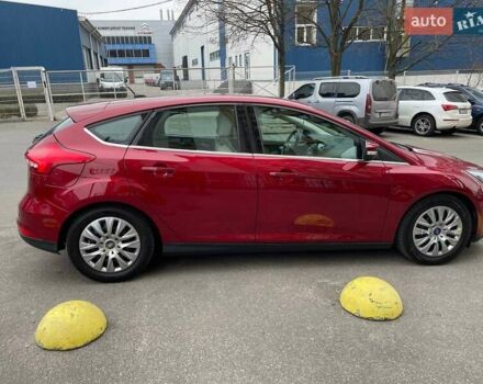 Красный Форд Фокус, объемом двигателя 2 л и пробегом 115 тыс. км за 11950 $, фото 2 на Automoto.ua