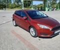 Красный Форд Фокус, объемом двигателя 2 л и пробегом 151 тыс. км за 8000 $, фото 1 на Automoto.ua