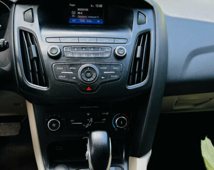 Красный Форд Фокус, объемом двигателя 1.9 л и пробегом 149 тыс. км за 7400 $, фото 9 на Automoto.ua