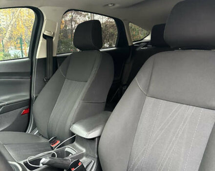 Червоний Форд Фокус, об'ємом двигуна 2 л та пробігом 89 тис. км за 11200 $, фото 15 на Automoto.ua