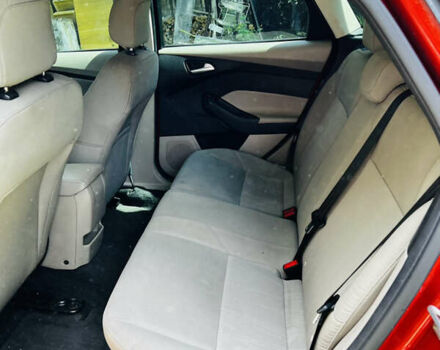 Красный Форд Фокус, объемом двигателя 1.9 л и пробегом 149 тыс. км за 7400 $, фото 8 на Automoto.ua