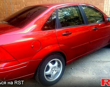 Красный Форд Фокус, объемом двигателя 2 л и пробегом 190 тыс. км за 3050 $, фото 1 на Automoto.ua
