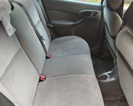 Красный Форд Фокус, объемом двигателя 2.02 л и пробегом 295 тыс. км за 2500 $, фото 5 на Automoto.ua