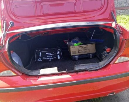 Красный Форд Фокус, объемом двигателя 1.8 л и пробегом 361 тыс. км за 2800 $, фото 6 на Automoto.ua