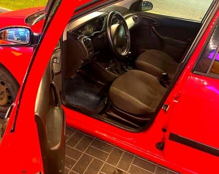 Червоний Форд Фокус, об'ємом двигуна 1.6 л та пробігом 180 тис. км за 5000 $, фото 3 на Automoto.ua