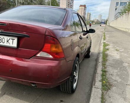 Красный Форд Фокус, объемом двигателя 1.8 л и пробегом 250 тыс. км за 2999 $, фото 5 на Automoto.ua