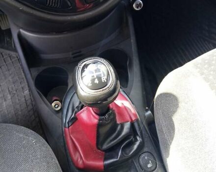 Красный Форд Фокус, объемом двигателя 1.8 л и пробегом 361 тыс. км за 2800 $, фото 12 на Automoto.ua