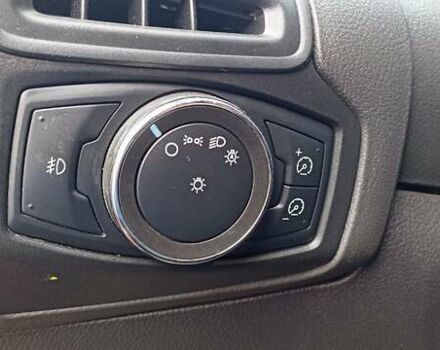 Красный Форд Фокус, объемом двигателя 2 л и пробегом 169 тыс. км за 7650 $, фото 39 на Automoto.ua