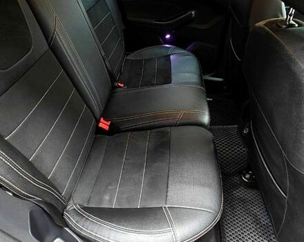 Красный Форд Фокус, объемом двигателя 1.6 л и пробегом 26 тыс. км за 13000 $, фото 12 на Automoto.ua