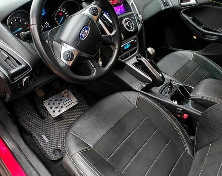 Красный Форд Фокус, объемом двигателя 1.6 л и пробегом 26 тыс. км за 13000 $, фото 6 на Automoto.ua