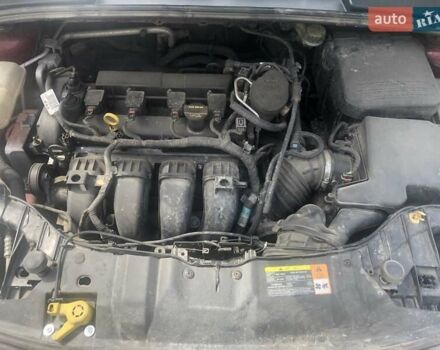 Красный Форд Фокус, объемом двигателя 2 л и пробегом 160 тыс. км за 6700 $, фото 21 на Automoto.ua