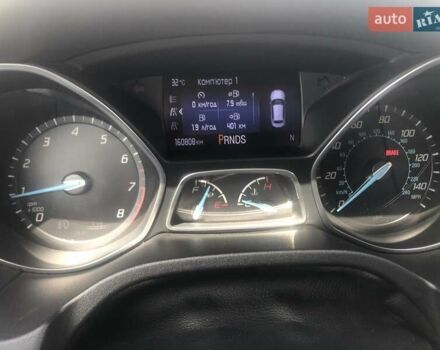 Красный Форд Фокус, объемом двигателя 2 л и пробегом 160 тыс. км за 6700 $, фото 18 на Automoto.ua