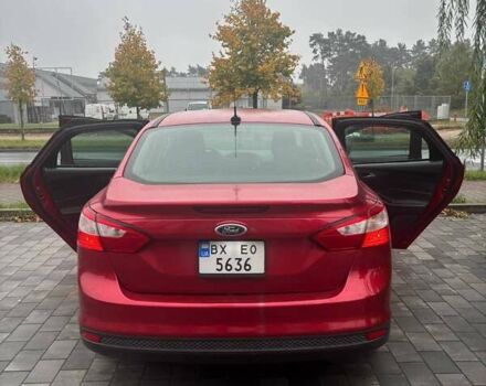 Красный Форд Фокус, объемом двигателя 2 л и пробегом 144 тыс. км за 7800 $, фото 5 на Automoto.ua