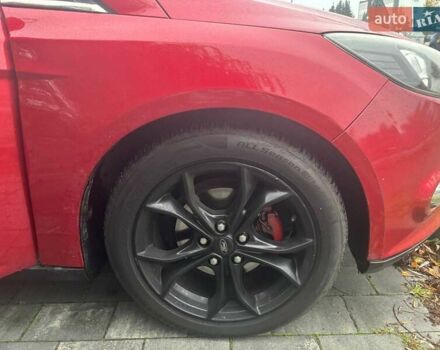 Красный Форд Фокус, объемом двигателя 2 л и пробегом 144 тыс. км за 7800 $, фото 17 на Automoto.ua