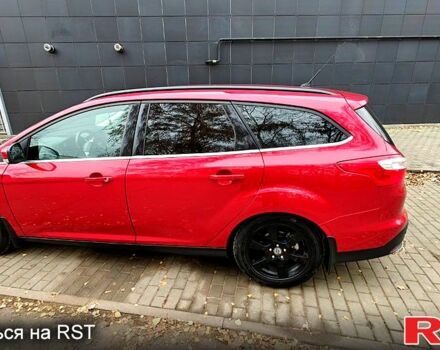 Красный Форд Фокус, объемом двигателя 1.6 л и пробегом 26 тыс. км за 13000 $, фото 5 на Automoto.ua