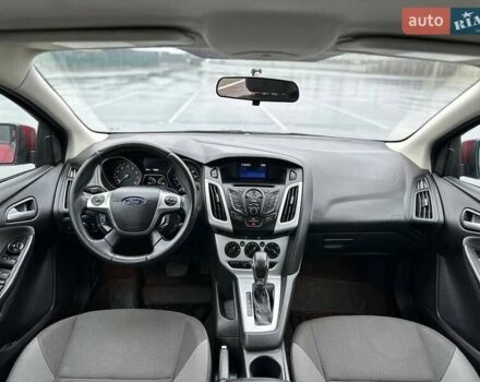 Красный Форд Фокус, объемом двигателя 2 л и пробегом 160 тыс. км за 6450 $, фото 9 на Automoto.ua