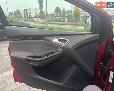 Красный Форд Фокус, объемом двигателя 2 л и пробегом 144 тыс. км за 7800 $, фото 14 на Automoto.ua
