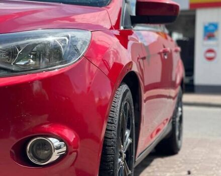 Красный Форд Фокус, объемом двигателя 2 л и пробегом 144 тыс. км за 7800 $, фото 2 на Automoto.ua