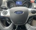 Красный Форд Фокус, объемом двигателя 2 л и пробегом 210 тыс. км за 6700 $, фото 21 на Automoto.ua