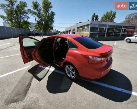 Форд Фокус 2013 у Одесі на Automoto.ua Червоний Форд Фокус, об'ємом двигуна 2 л та пробігом 140 тис. км за 7700 $, фото 17 на Automoto.ua