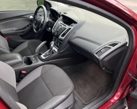 Форд Фокус 2013 у Черкасах на Automoto.ua Червоний Форд Фокус, об'ємом двигуна 2 л та пробігом 195 тис. км за 7200 $, фото 21 на Automoto.ua