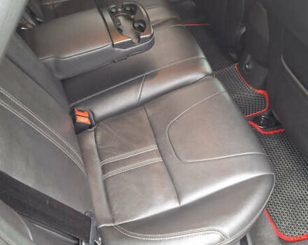 Красный Форд Фокус, объемом двигателя 2 л и пробегом 130 тыс. км за 9300 $, фото 9 на Automoto.ua