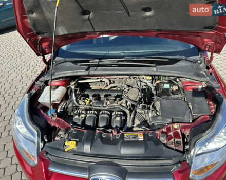Червоний Форд Фокус, об'ємом двигуна 2 л та пробігом 165 тис. км за 7100 $, фото 28 на Automoto.ua